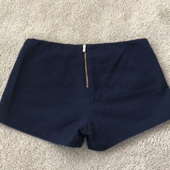 Lilly Pulitzer Navy Shorts 00 - Picture 4 of 4